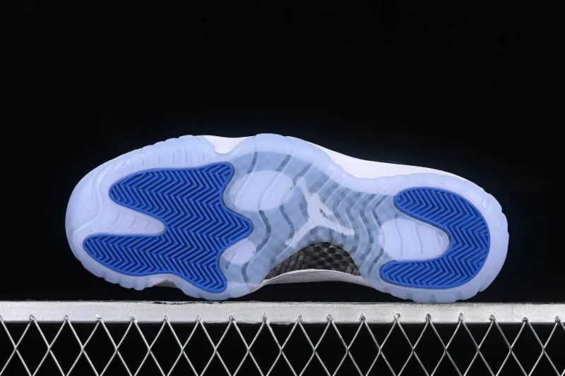 All categories Air Jordan Jordan series basketball shoes Air Jordan 11 F version Air Jordan 11 Low "Space Jam" AJ11 Joe 11 slam dunk real standard real carbon low-top basketball shoes FV5104-004